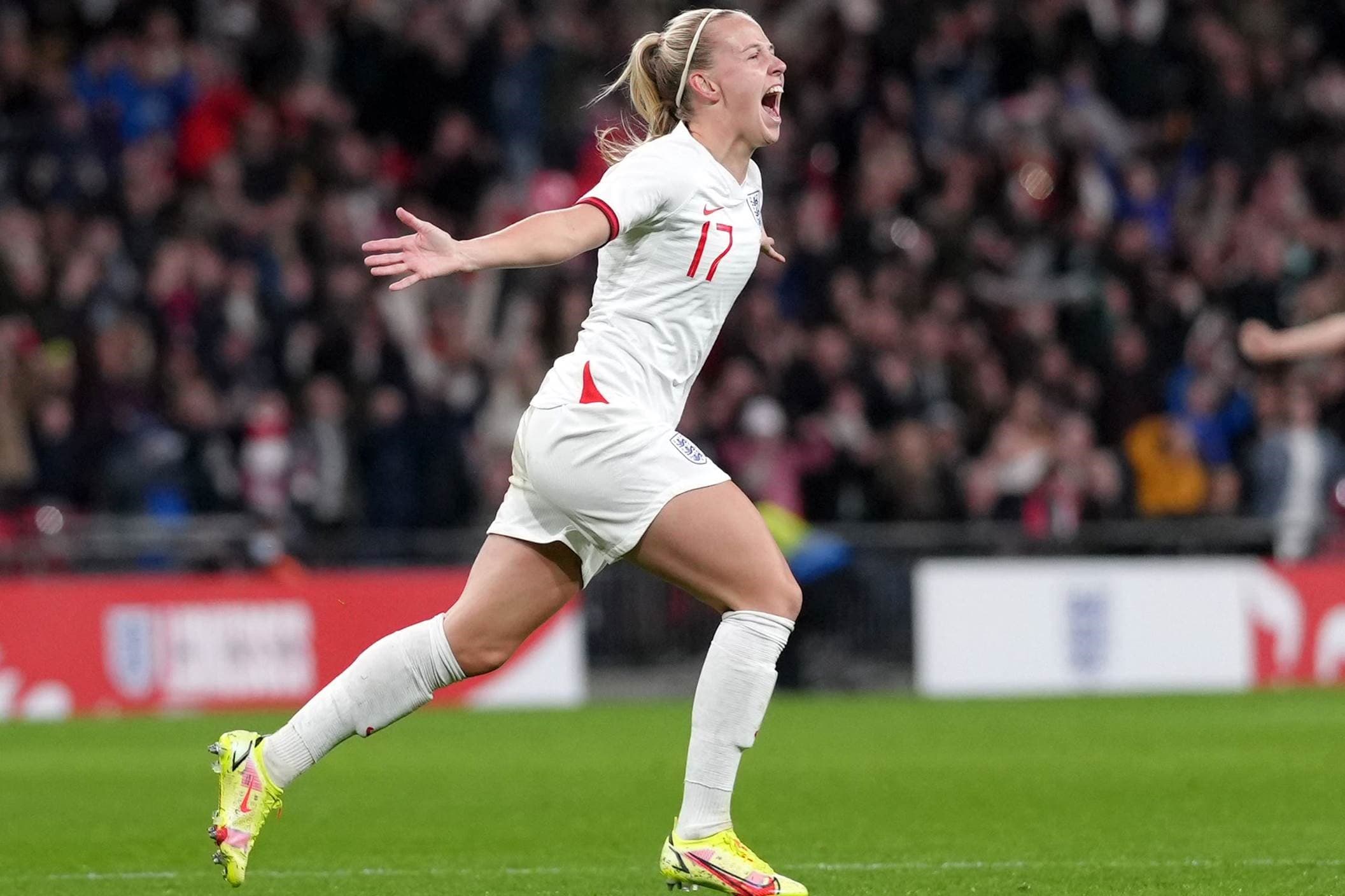 Scholarship for a Talented Female Footballers