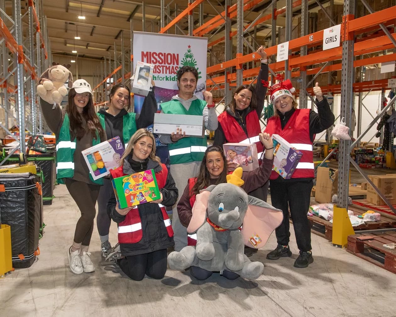 Newcastle Bellway Staff Lend a Hand to Mission Christmas Appeal