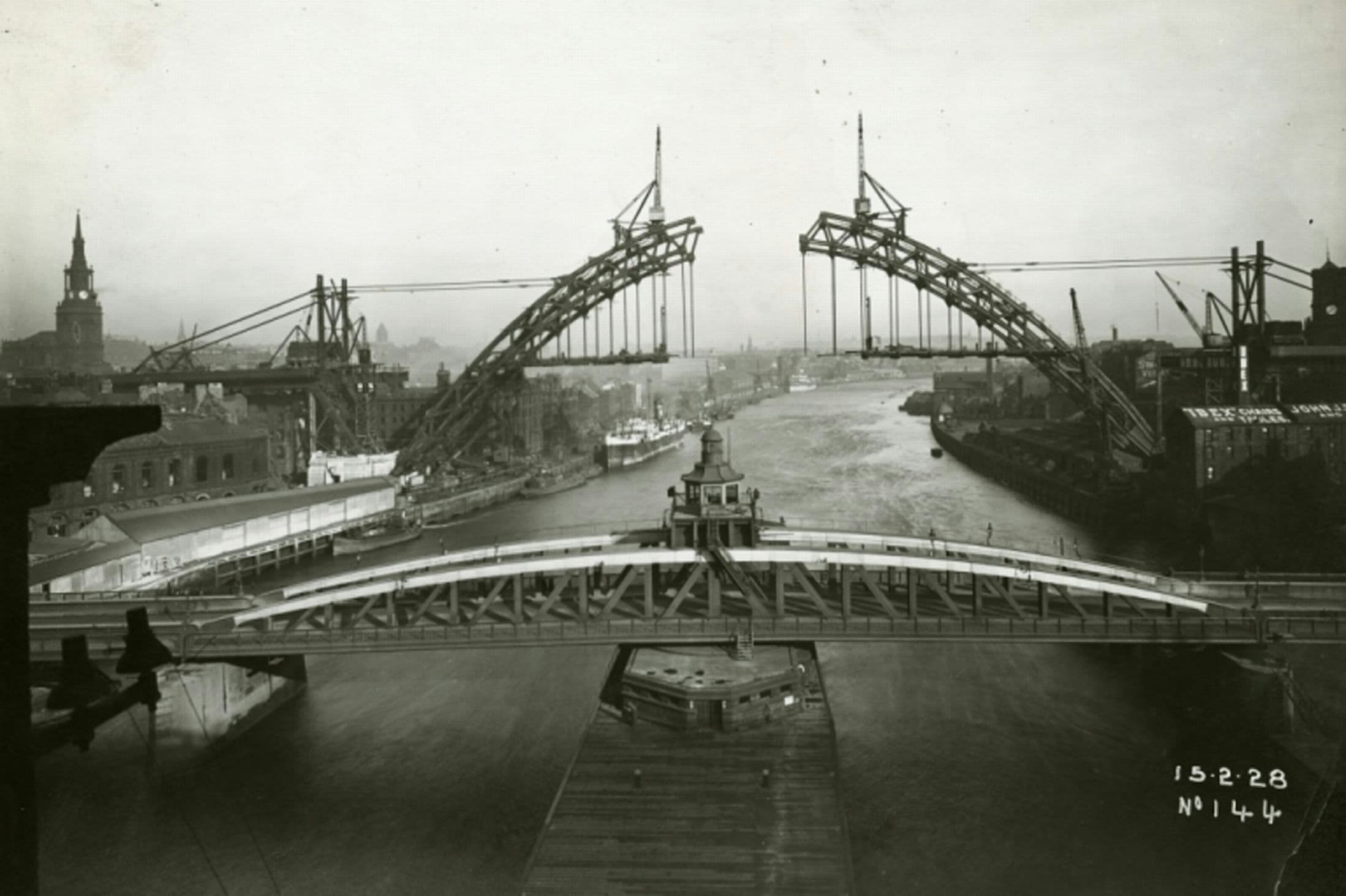 The Tyne Bridge Restoration: Insights into a Historic Project at The Black Gate