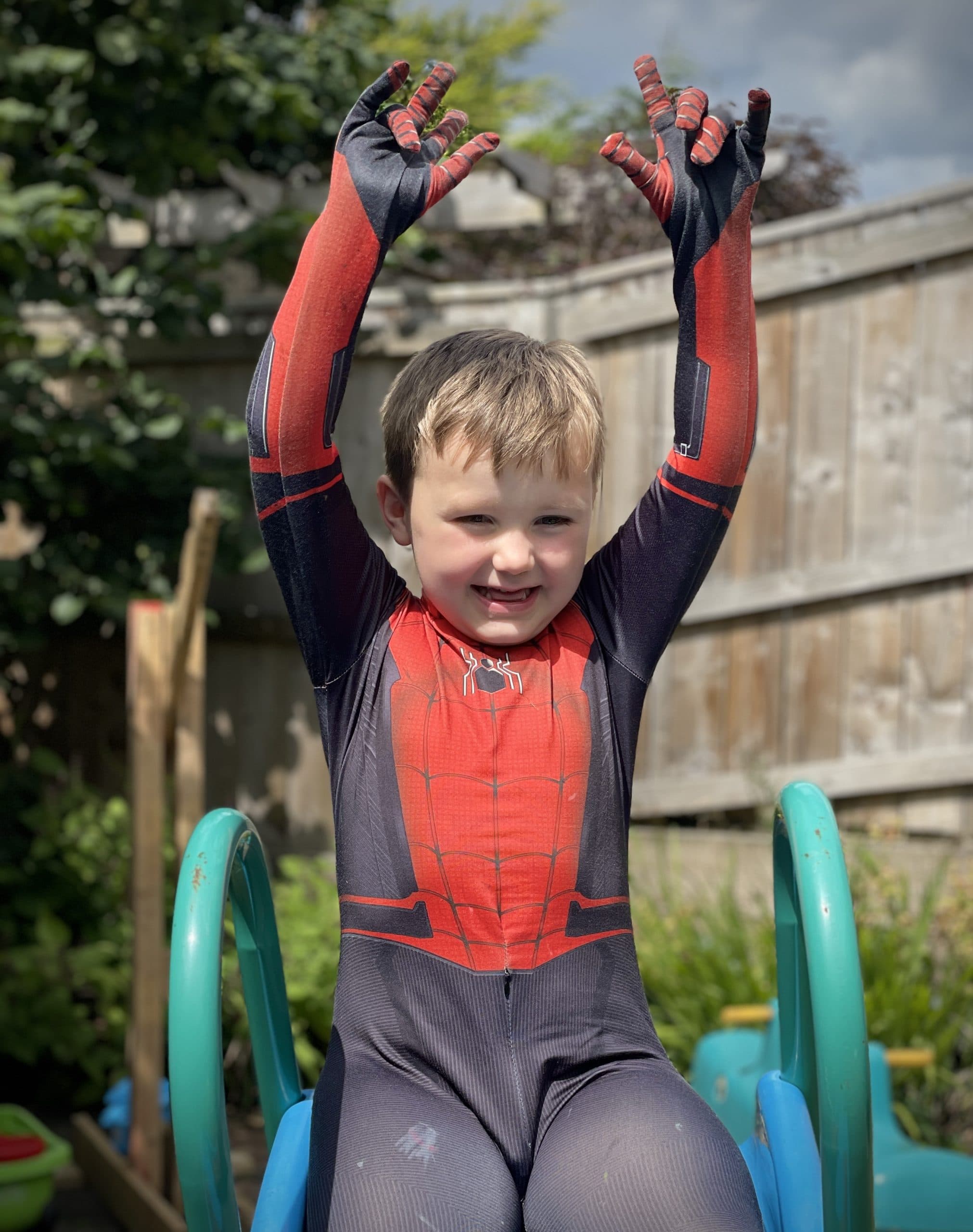 A Child’s Heroic Act: How a Five-Year-Old Saved His Mother from Drowning