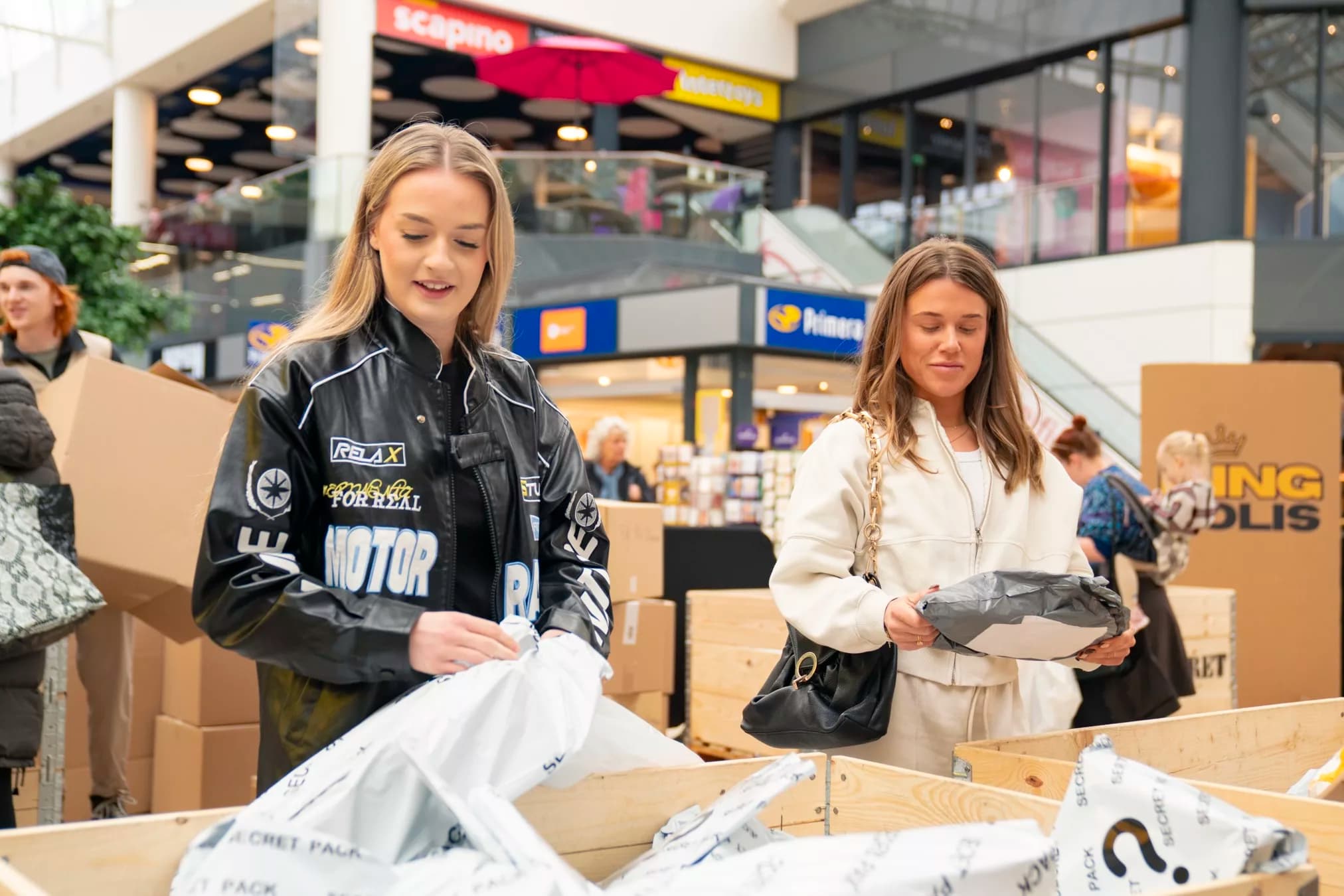 Viral ‘Lost Parcels’ Treasure Hunt Arrives in Newcastle