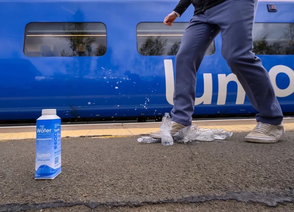 Lumo Leads the Way: Pioneering Plastic-Free Rail Travel on the East Coast Line