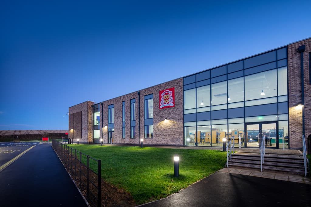 Advantex Secures £1M Worth Of Contracts To Supply IT Equipment Across North East London Schools