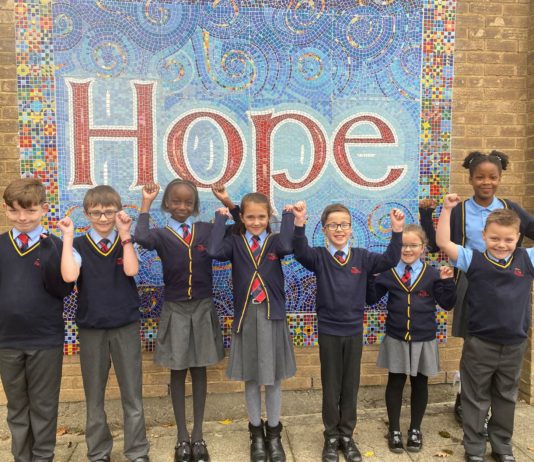 Hebburn Primary Voted 'Primary School Of The Year'