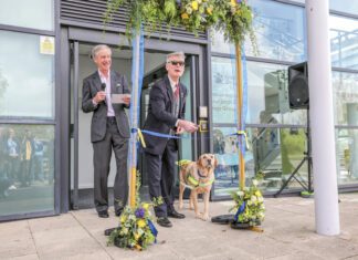 Ex-England star Dave Thomas to open new Guide Dogs Newcastle Site Ex-England star Dave Thomas to open new Guide Dogs Newcastle Site