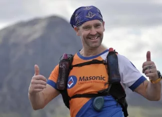 Ultramarathon Freemason to Run 200 Miles for Alzheimer’s Research in Memory of His Mum Ultramarathon Freemason to Run 200 Miles for Alzheimer’s Research in Memory of His Mum