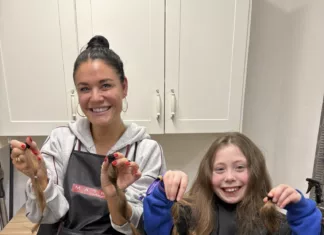 Newcastle Schoolgirl Donates 12 Inches of Hair to Help Children with Cancer Newcastle Schoolgirl Donates 12 Inches of Hair to Help Children with Cancer