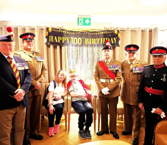 Newcastle Veteran Turns 100 Surrounded by Family and Army Friends Newcastle Veteran Turns 100 Surrounded by Family and Army Friends