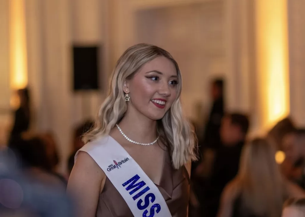 Nicole Hanson: North East Model and Motorsport Advocate Takes Home Influencer Award